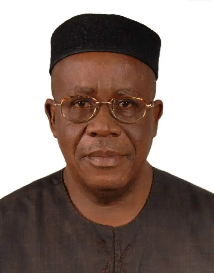 Prof Eddy Omolehinwa